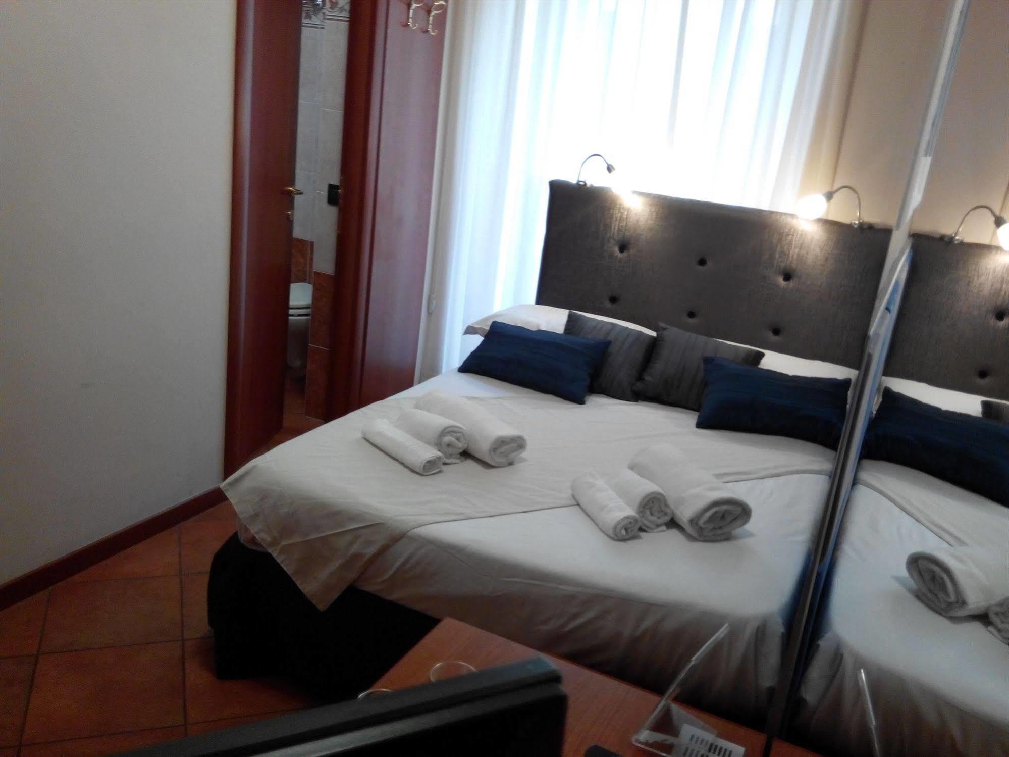 Colosseo Relais Roma Ngoại thất bức ảnh